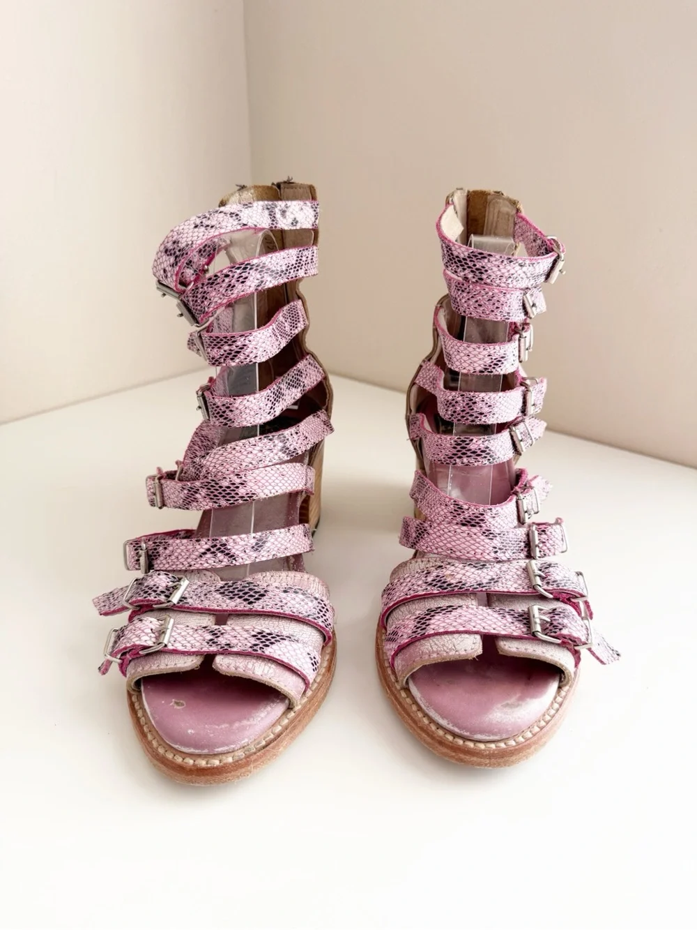 Freebird by Steven Casandra Pink Snakeskin Leather Gladiator Block Heel Sandal 8 - Picture 2 of 10